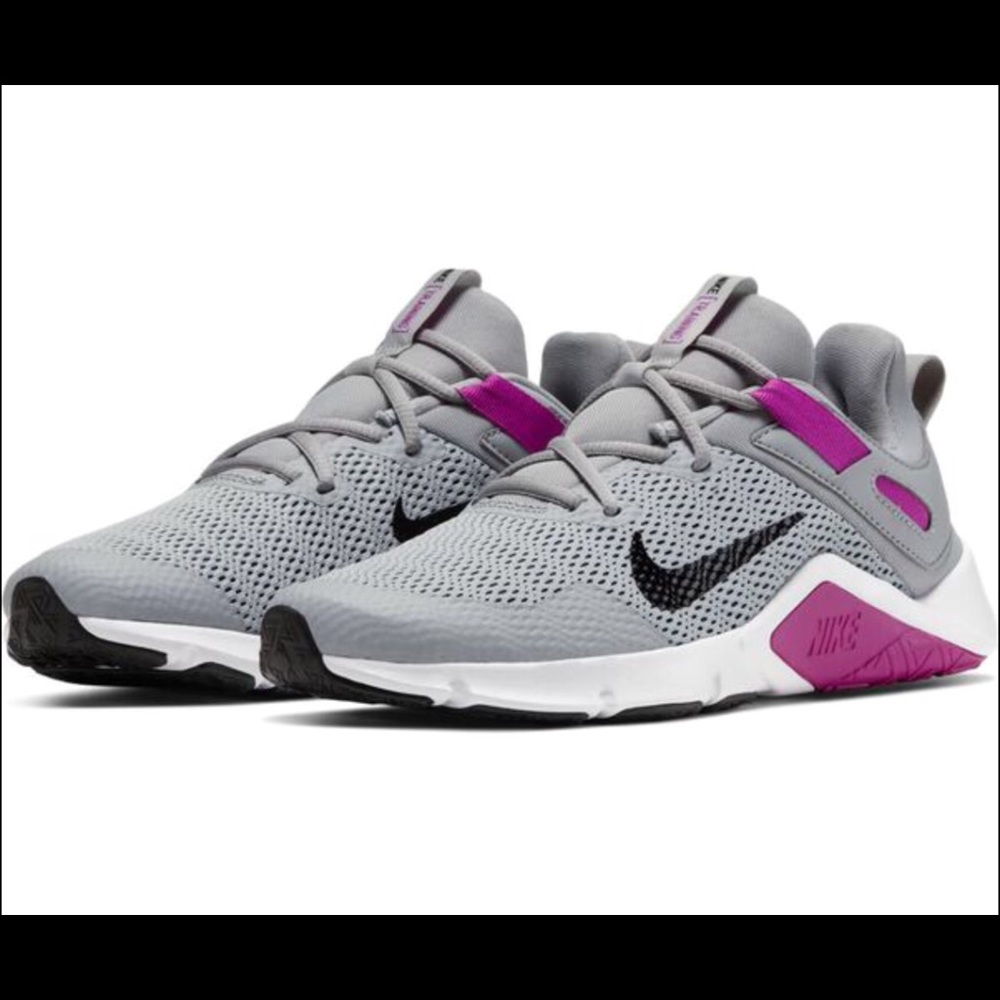 Nike Legend Essential Women’s Training Shoe (NIB) - Picture 2 of 10